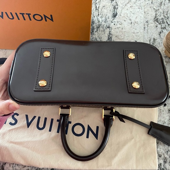 LV Alma bb Damier - Picture 6 of 10
